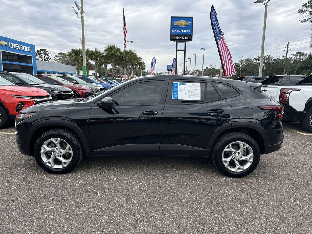 used 2024 Chevrolet Trax car, priced at $17,985