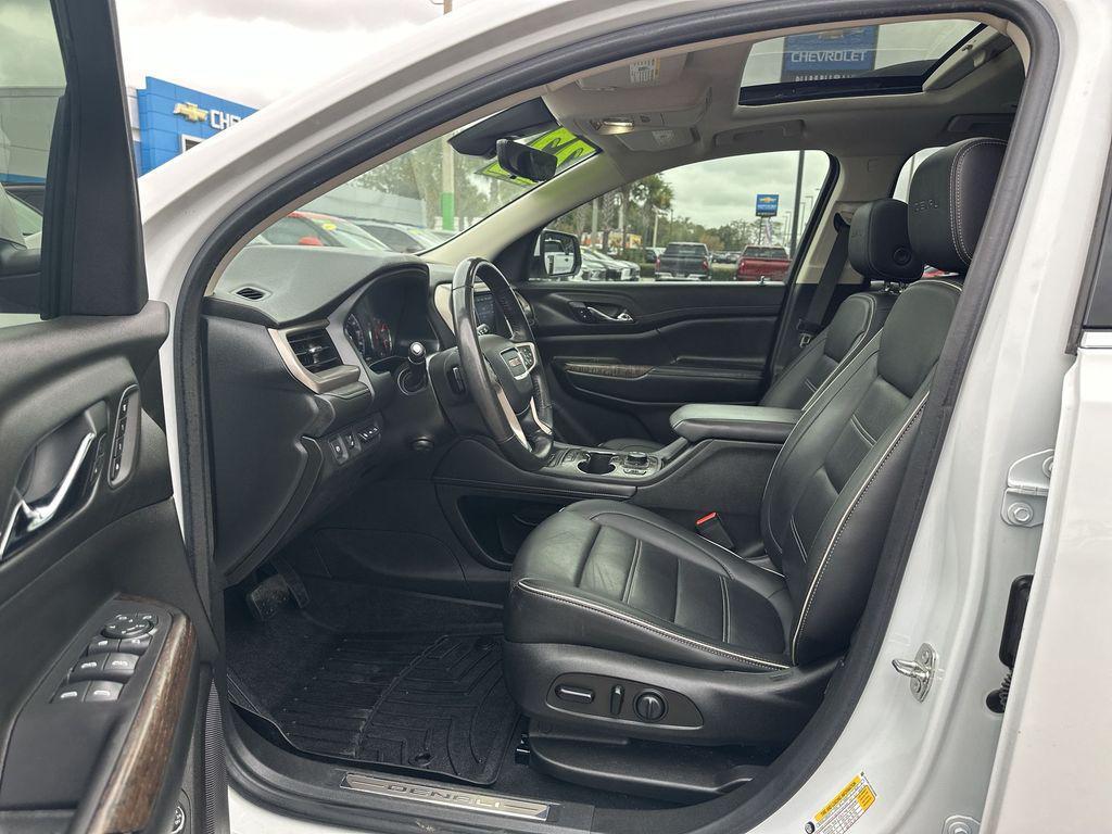 used 2022 GMC Acadia car, priced at $29,985