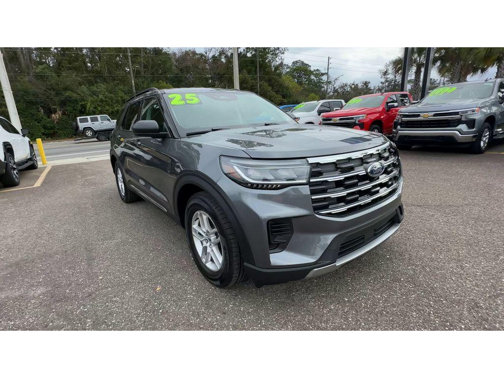 used 2025 Ford Explorer car, priced at $35,985