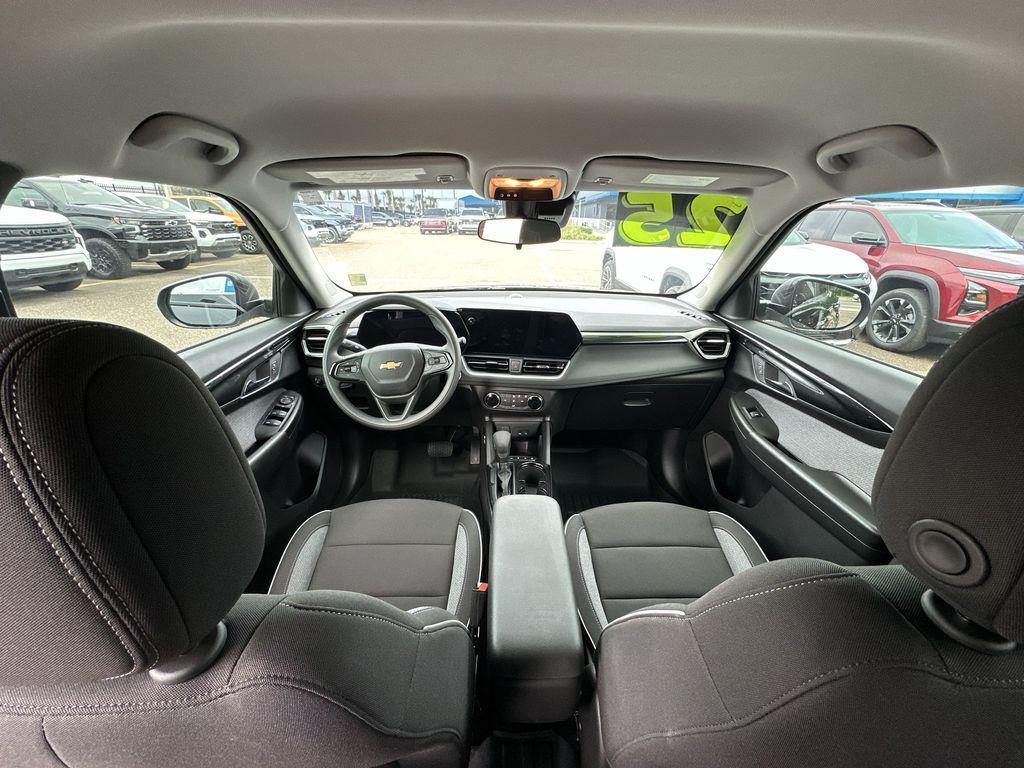 used 2025 Chevrolet TrailBlazer car, priced at $23,485