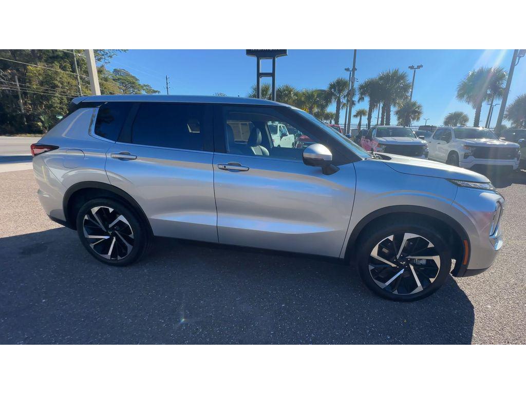 used 2024 Mitsubishi Outlander car, priced at $22,511