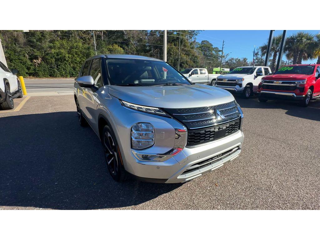 used 2024 Mitsubishi Outlander car, priced at $22,511