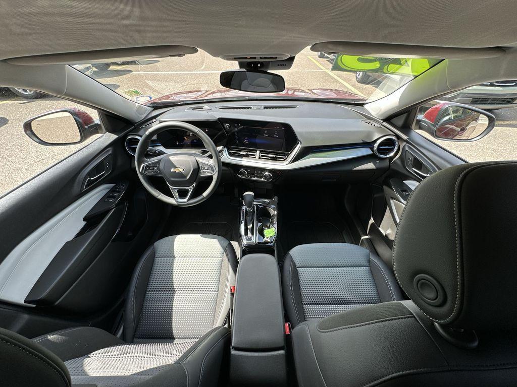 used 2025 Chevrolet Trax car, priced at $21,985