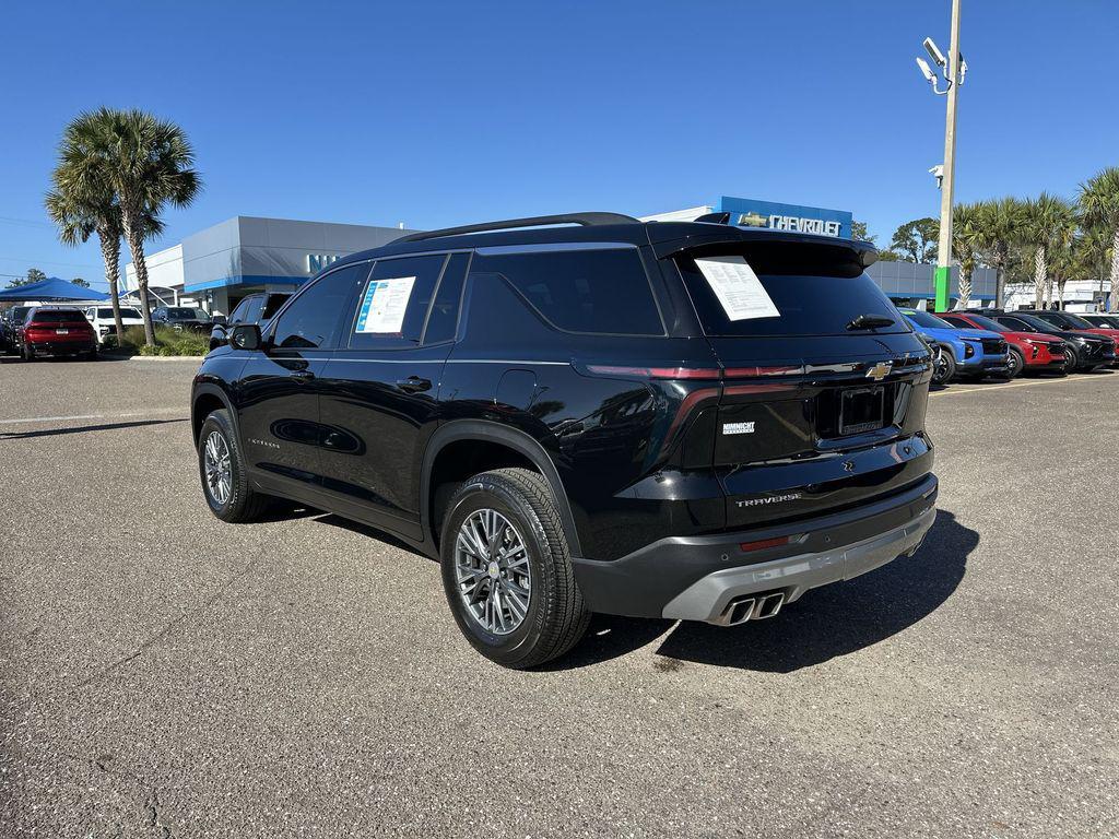 used 2025 Chevrolet Traverse car, priced at $37,667