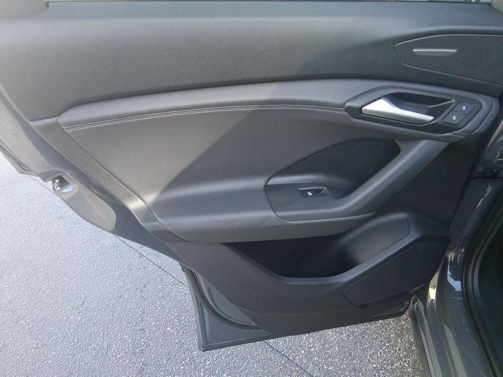 new 2025 Audi Q6 e-tron car, priced at $72,805