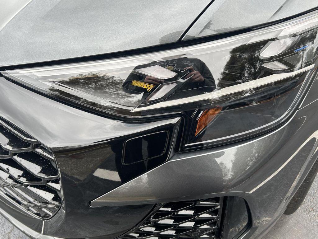 new 2026 Audi RS Q8 car, priced at $151,565