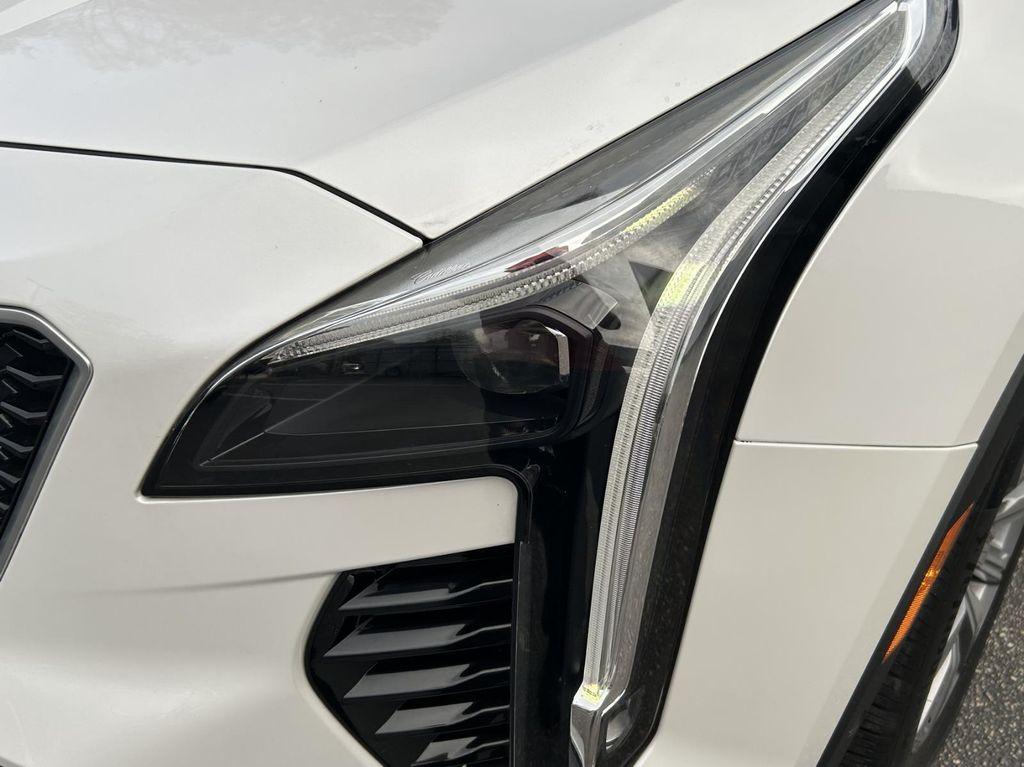 used 2022 Cadillac XT4 car, priced at $25,500