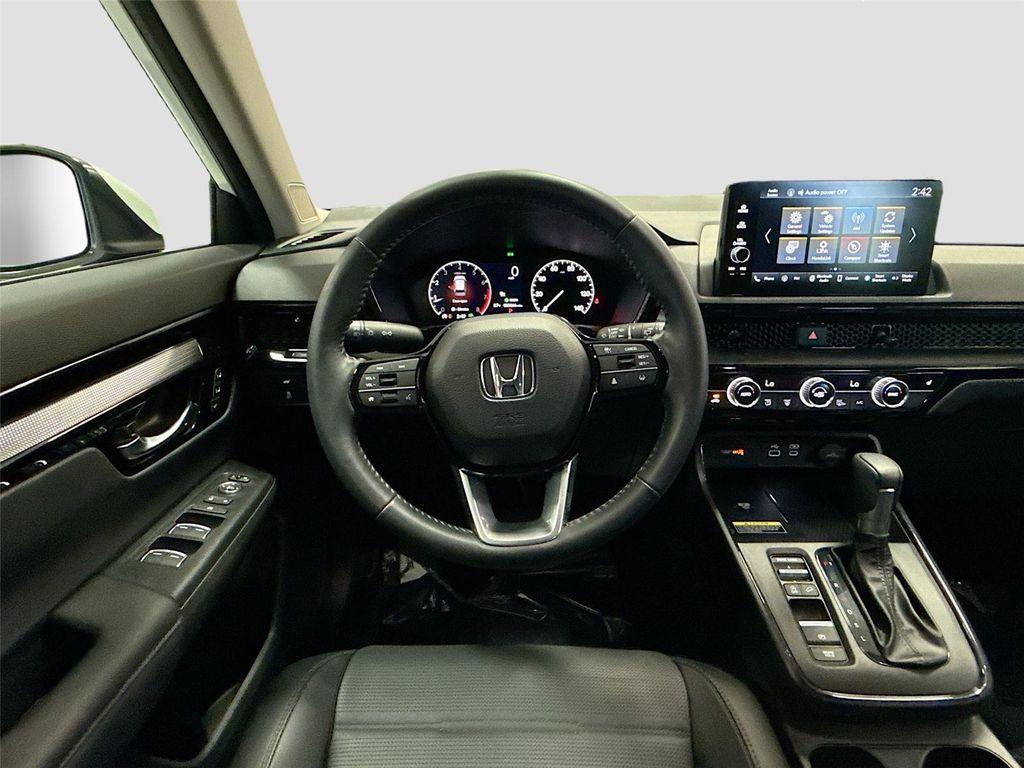 used 2025 Honda CR-V car, priced at $32,999
