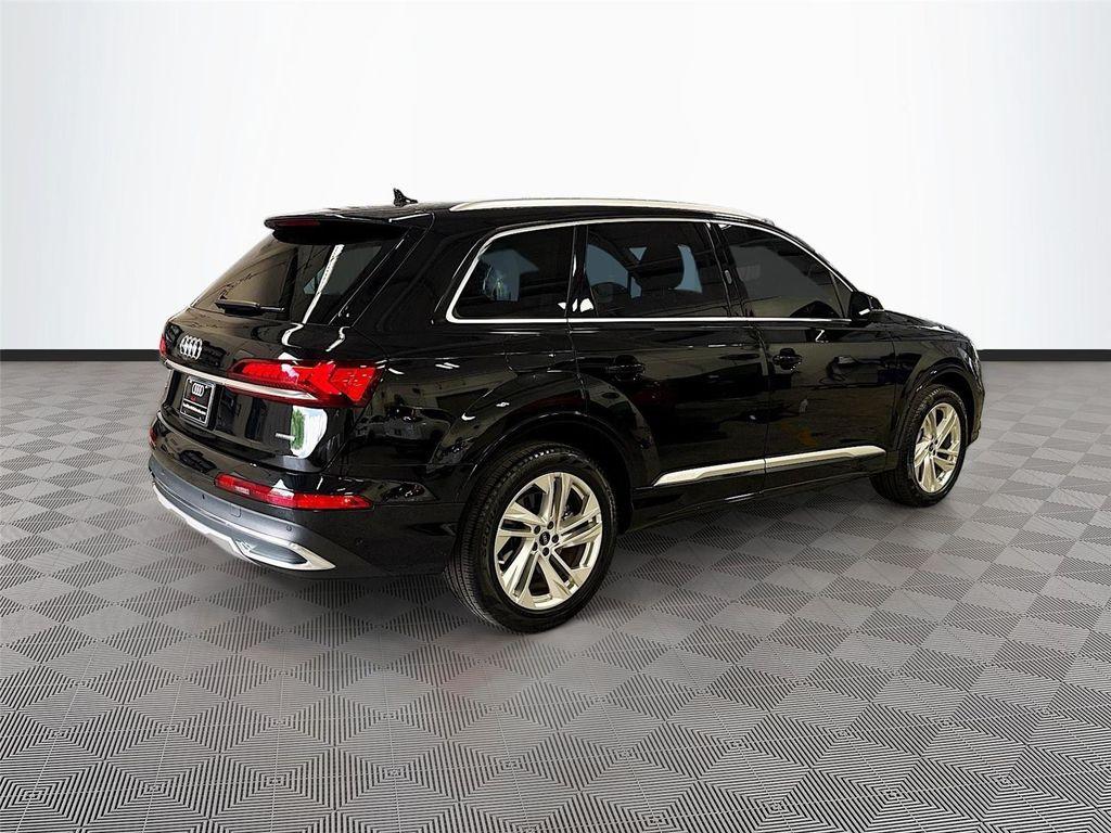 used 2023 Audi Q7 car, priced at $37,997