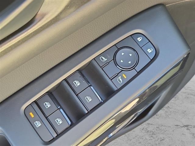 new 2025 Nissan Pathfinder car, priced at $36,871