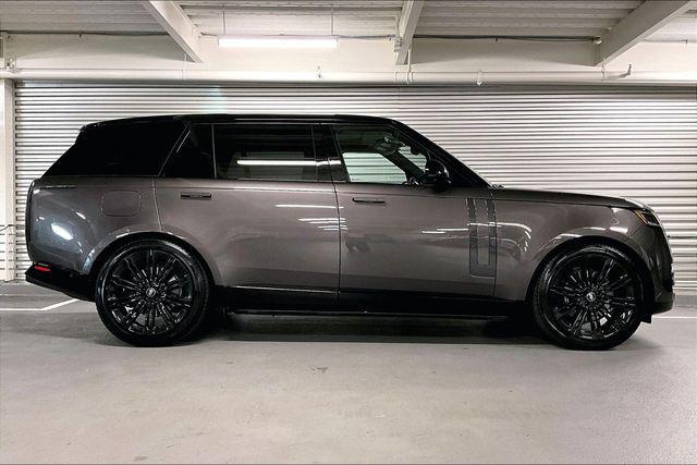 used 2022 Land Rover Range Rover car, priced at $89,968