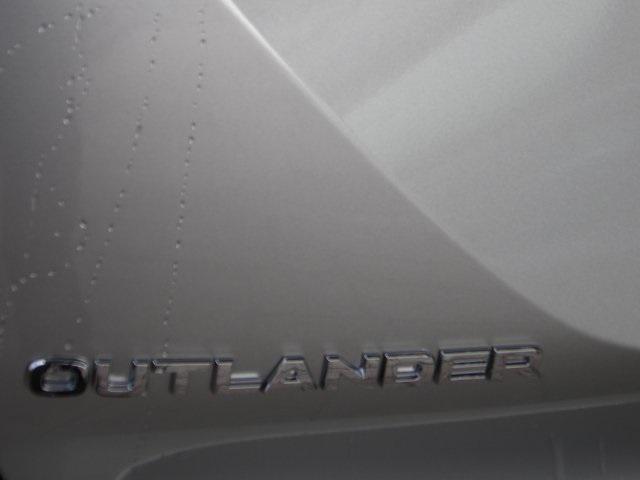 new 2025 Mitsubishi Outlander car, priced at $31,367