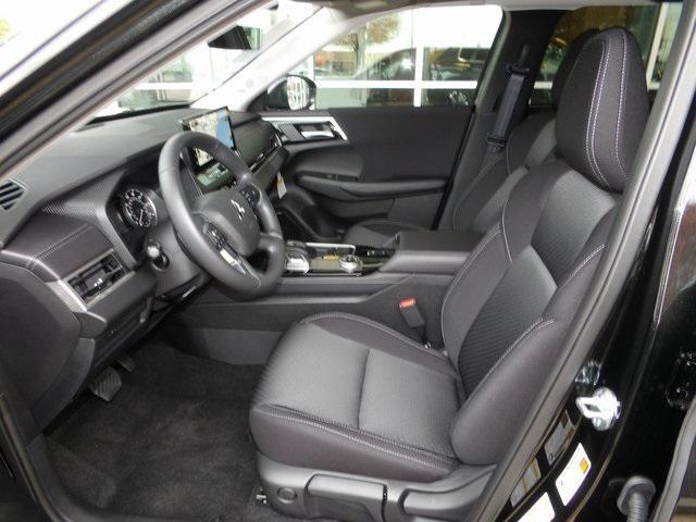 new 2025 Mitsubishi Outlander car, priced at $32,382