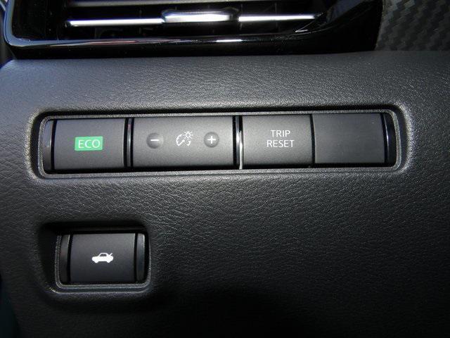 2025 Atlantic Gray Metallic/Super Black Nissan Sentra