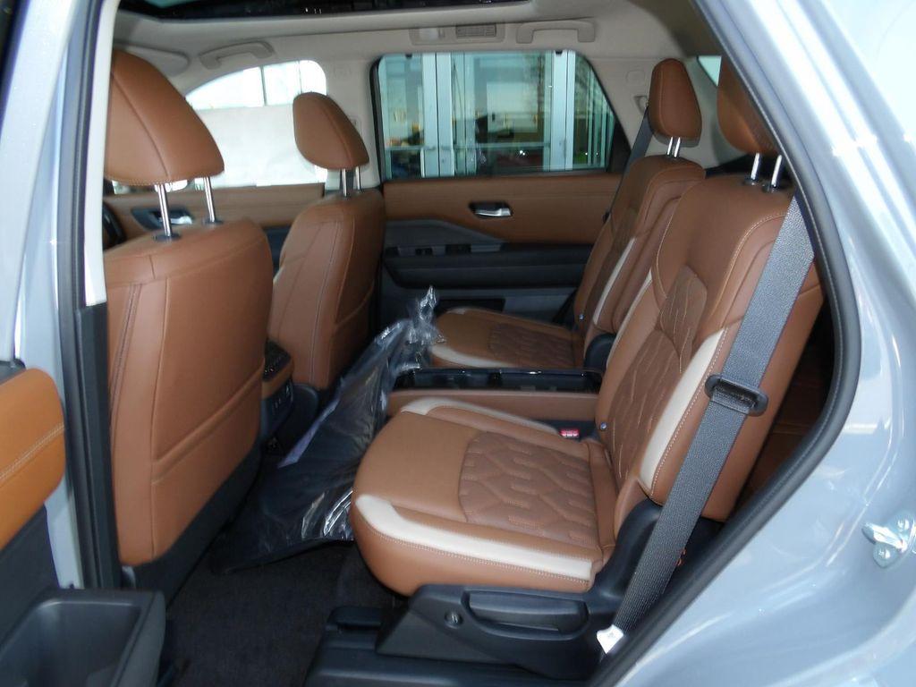 new 2026 Nissan Pathfinder car, priced at $48,932