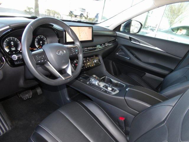 used 2025 INFINITI QX60 car, priced at $46,900