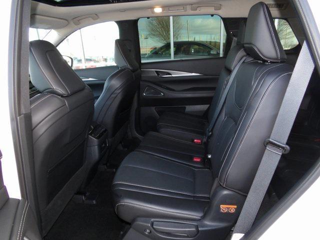 used 2025 INFINITI QX60 car, priced at $46,900