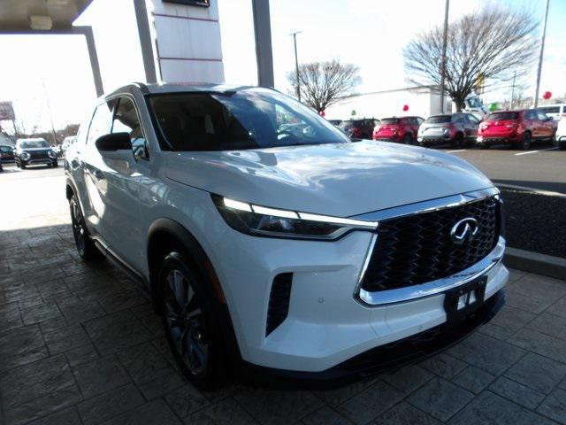used 2025 INFINITI QX60 car, priced at $46,900