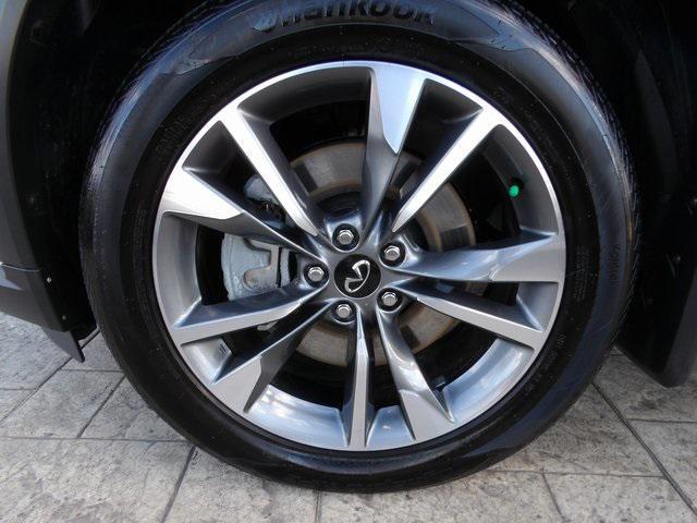 used 2025 INFINITI QX60 car, priced at $46,900