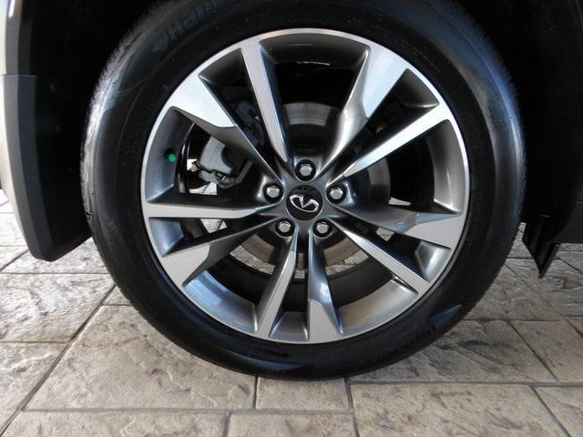 used 2025 INFINITI QX60 car, priced at $46,900