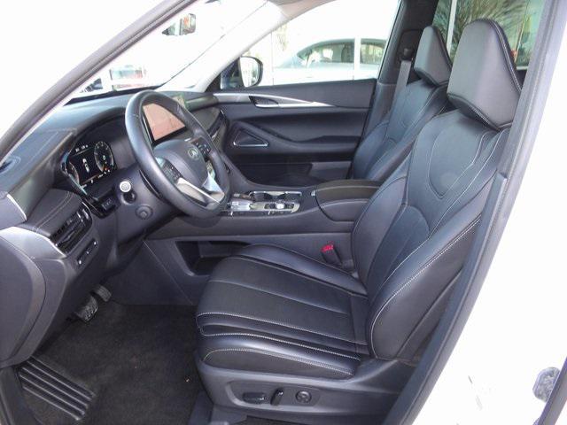 used 2025 INFINITI QX60 car, priced at $46,900