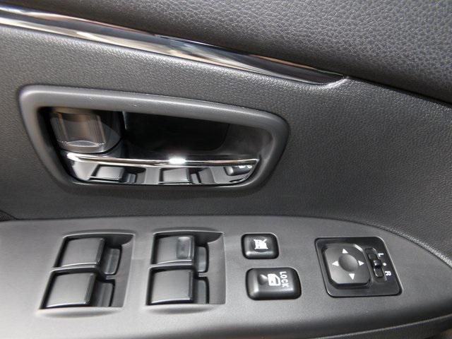 new 2025 Mitsubishi Outlander Sport car, priced at $25,638