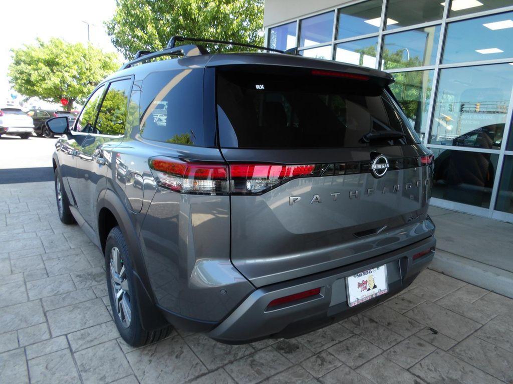 new 2026 Nissan Pathfinder car, priced at $41,393