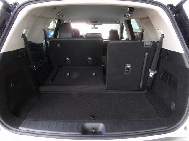 new 2025 Nissan Pathfinder car, priced at $38,602