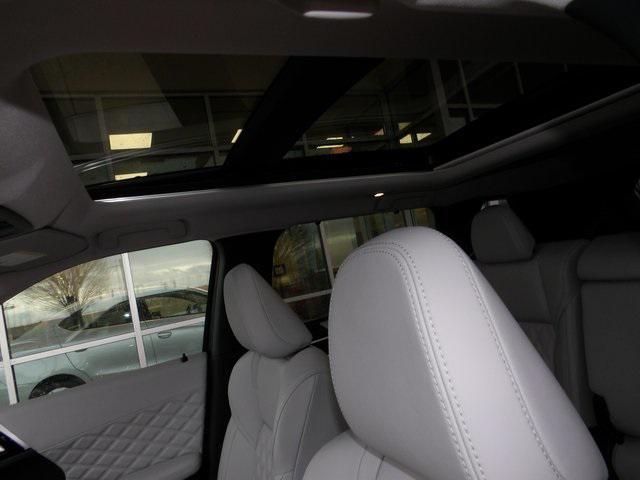 new 2025 Mitsubishi Outlander PHEV car, priced at $46,093