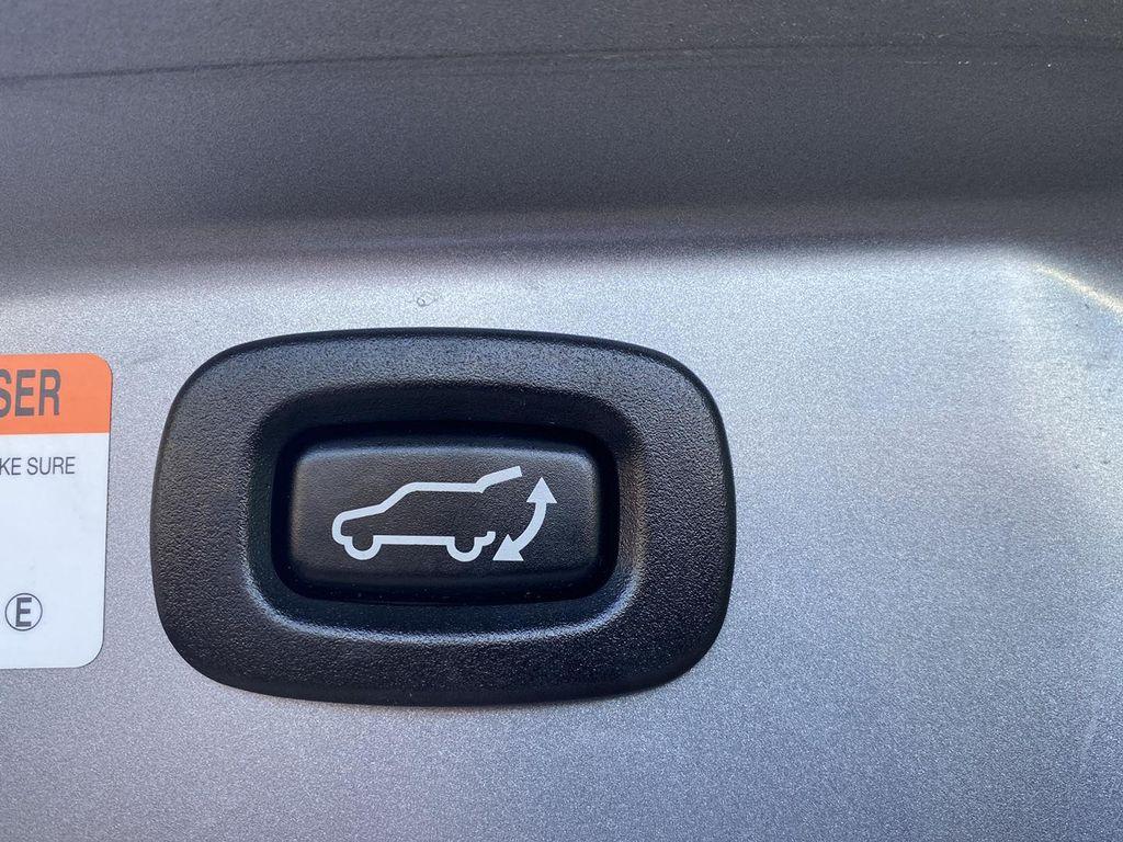 used 2022 Mitsubishi Outlander PHEV car, priced at $21,900