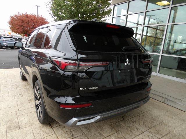 new 2025 Mitsubishi Outlander car, priced at $33,180