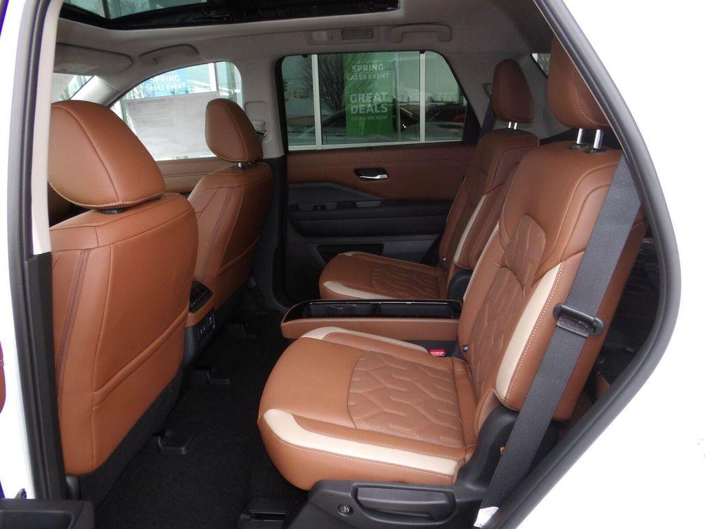 new 2026 Nissan Pathfinder car, priced at $50,051