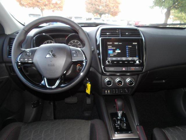 new 2025 Mitsubishi Outlander Sport car, priced at $26,312