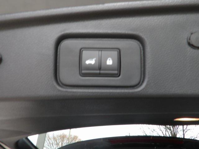 new 2025 Nissan Pathfinder car, priced at $47,171