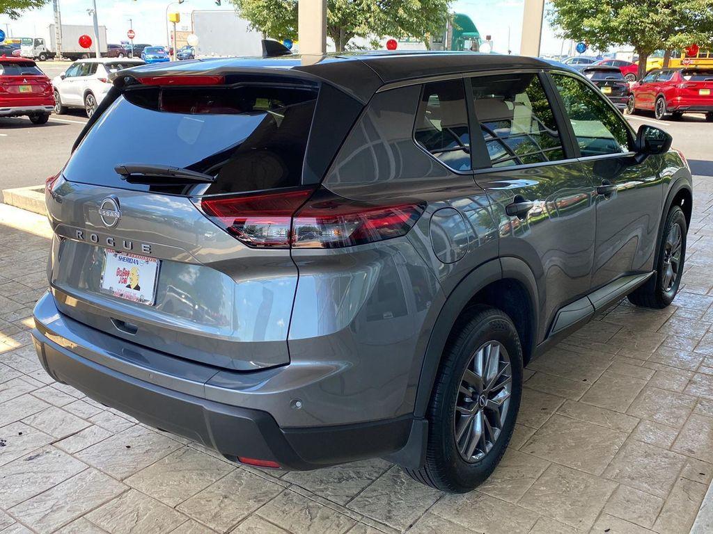 used 2025 Nissan Rogue car, priced at $27,599
