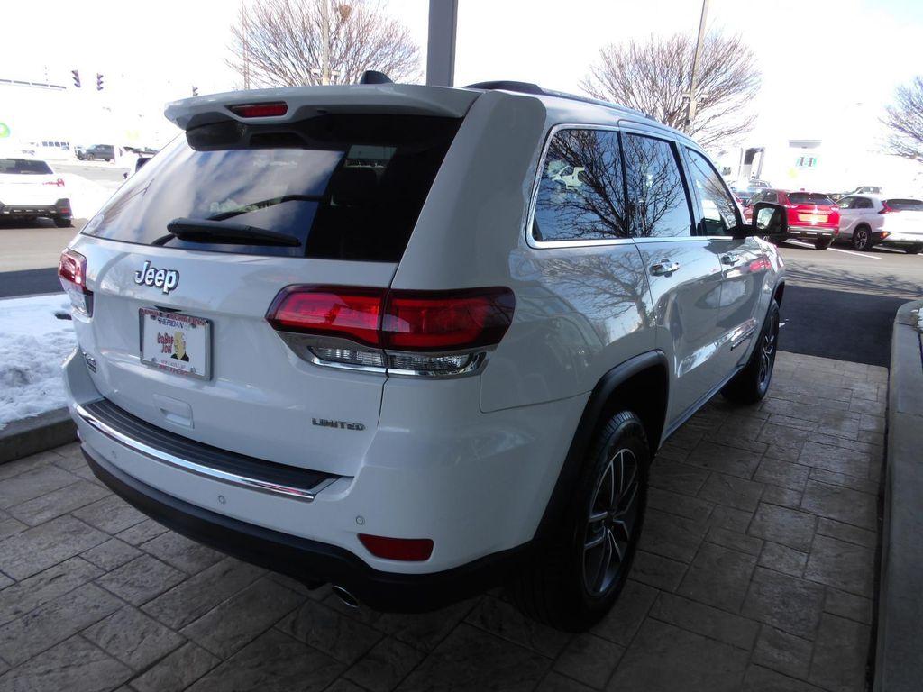 used 2022 Jeep Grand Cherokee car, priced at $27,500