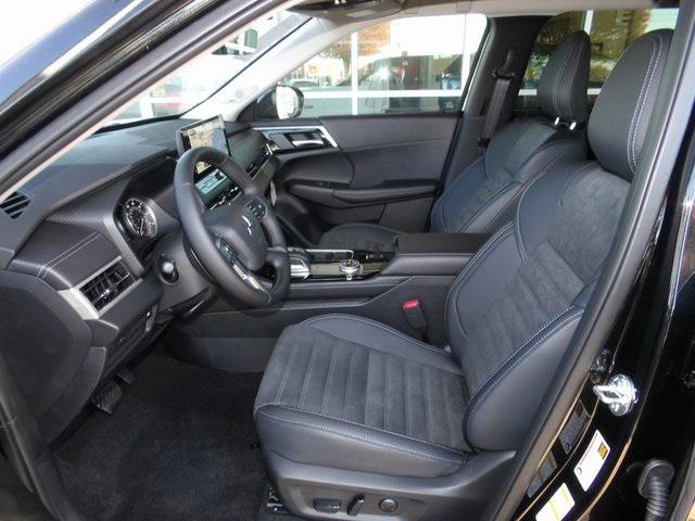 new 2025 Mitsubishi Outlander car, priced at $33,539