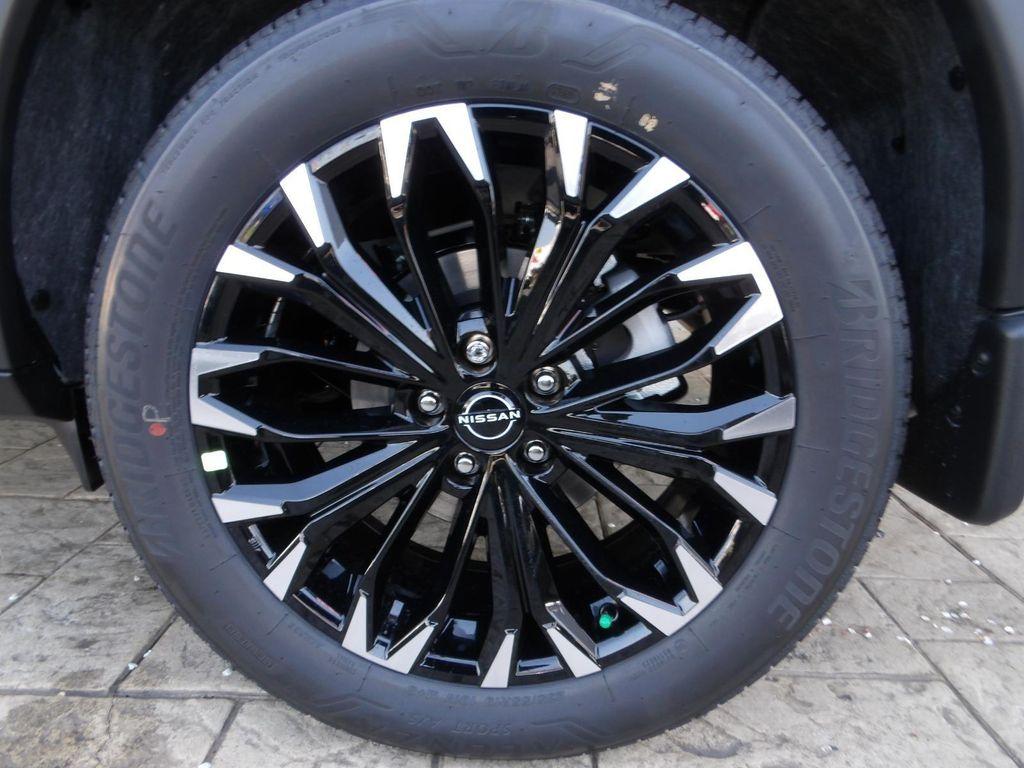 new 2026 Nissan Rogue car, priced at $33,613