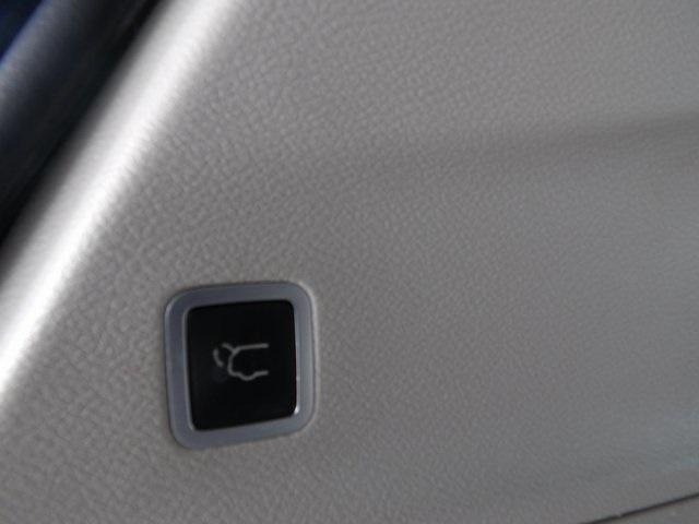 used 2018 Chrysler Pacifica car, priced at $34,500