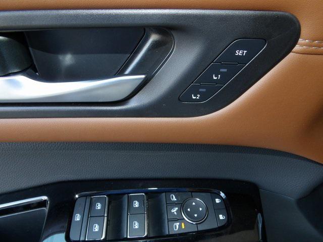 new 2025 Nissan Pathfinder car, priced at $46,867