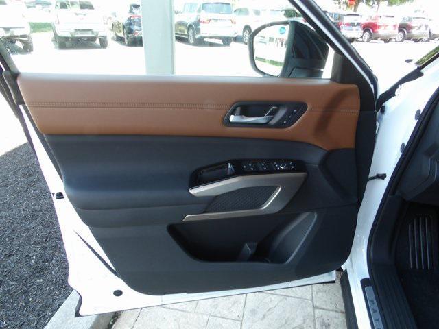 new 2025 Nissan Pathfinder car, priced at $46,867