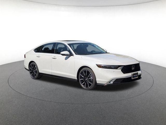 new 2026 Honda Accord Hybrid car, priced at $39,078