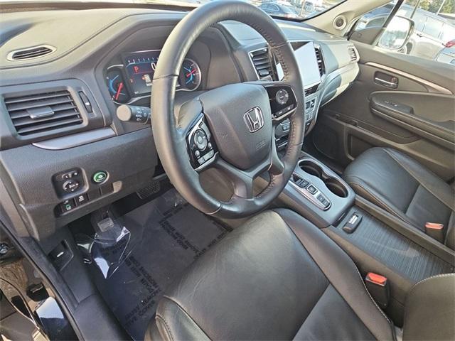 used 2022 Honda Pilot car, priced at $25,000