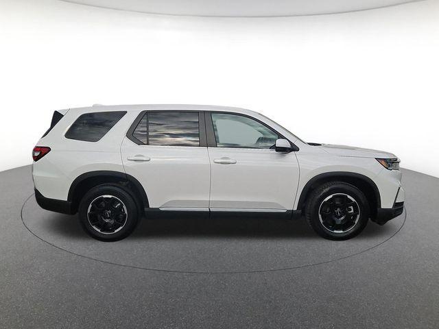 used 2025 Honda Pilot car, priced at $43,000