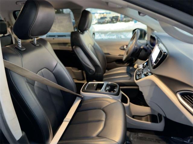 used 2023 Chrysler Pacifica car, priced at $24,377