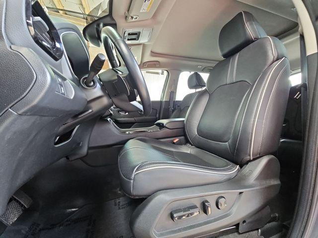 used 2023 Honda Pilot car, priced at $43,000