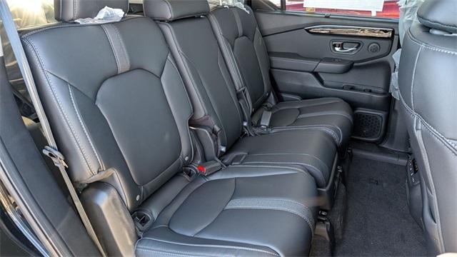 new 2025 Honda Pilot car, priced at $45,795