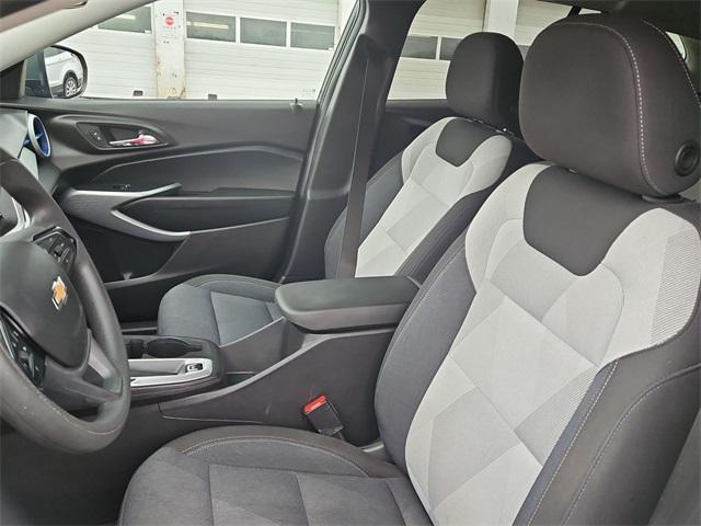 used 2025 Chevrolet Trax car, priced at $16,500