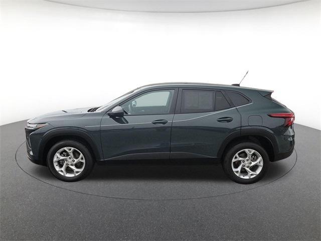 used 2025 Chevrolet Trax car, priced at $16,500
