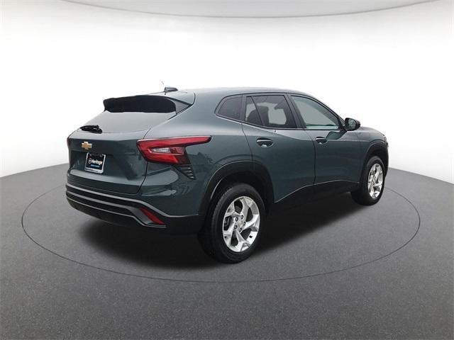 used 2025 Chevrolet Trax car, priced at $16,500